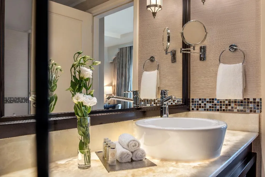 Double or Twin PREMIER Room, Oaks Ibn Battuta Gate Dubai, Dubai