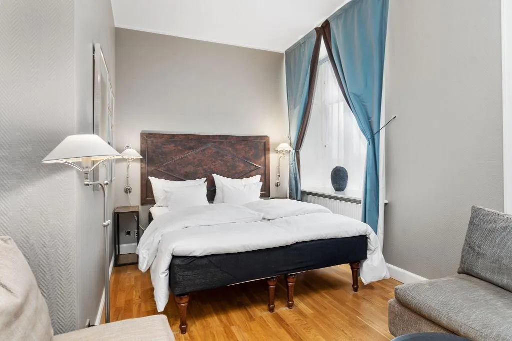 JUNIOR SUITE KING SIZE BED Room, Kong Arthur, Copenhagen