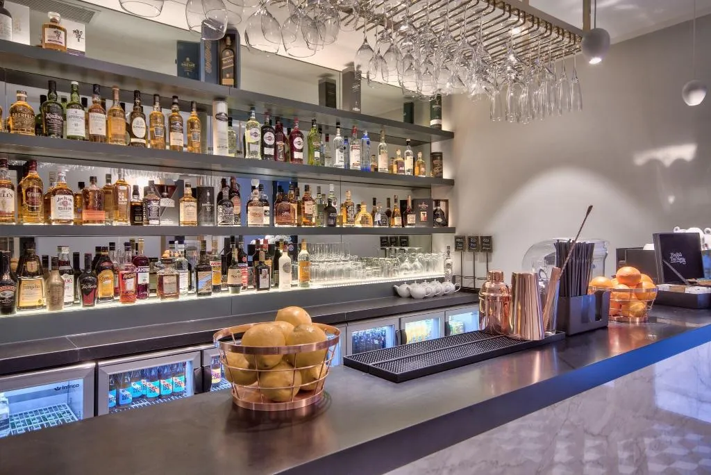 Bar, La Falconeria Hotel, Malta