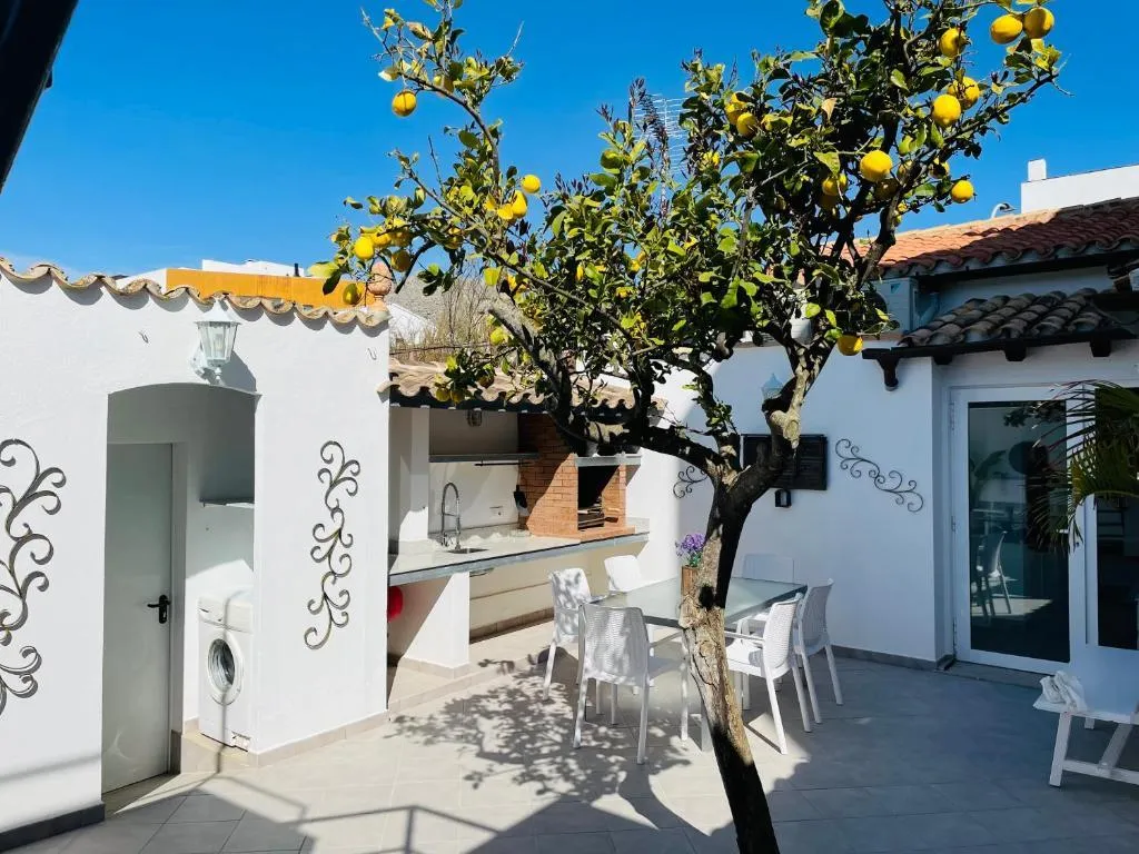 HOUSE TWO BEDROOMS WITH AIR CONDITIONING Room, Torre Playa, Majorca