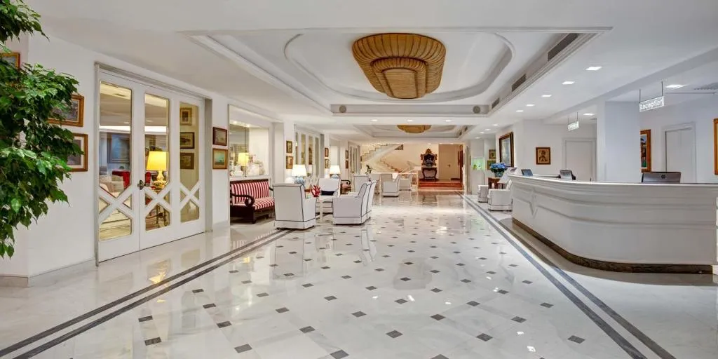 Lobby, Grand Hotel Riviera, Naples