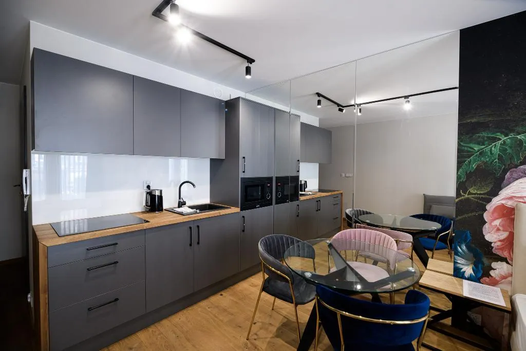 STUDIO SUPERIOR Room, Aparthotel Inspire Miodova Residence, Krakow