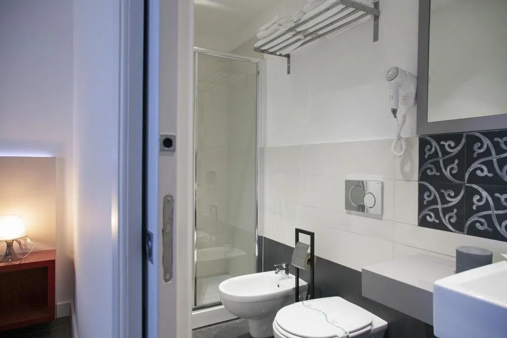 DOUBLE SUPERIOR WITH DOUBLE BED Room, B&B Nostos, Catania