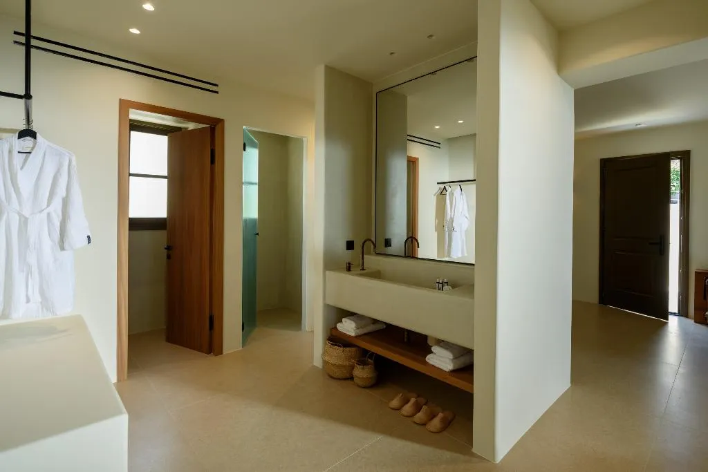 SUITE SEA VIEW WITH PRIVATE POOL Room, Elessa Hotel, Santorini
