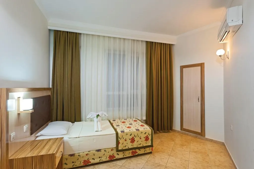 FAMILY ROOM TWO BEDROOMS ONE BATHROOM Room, Bieno Venus Hotel, Antalya