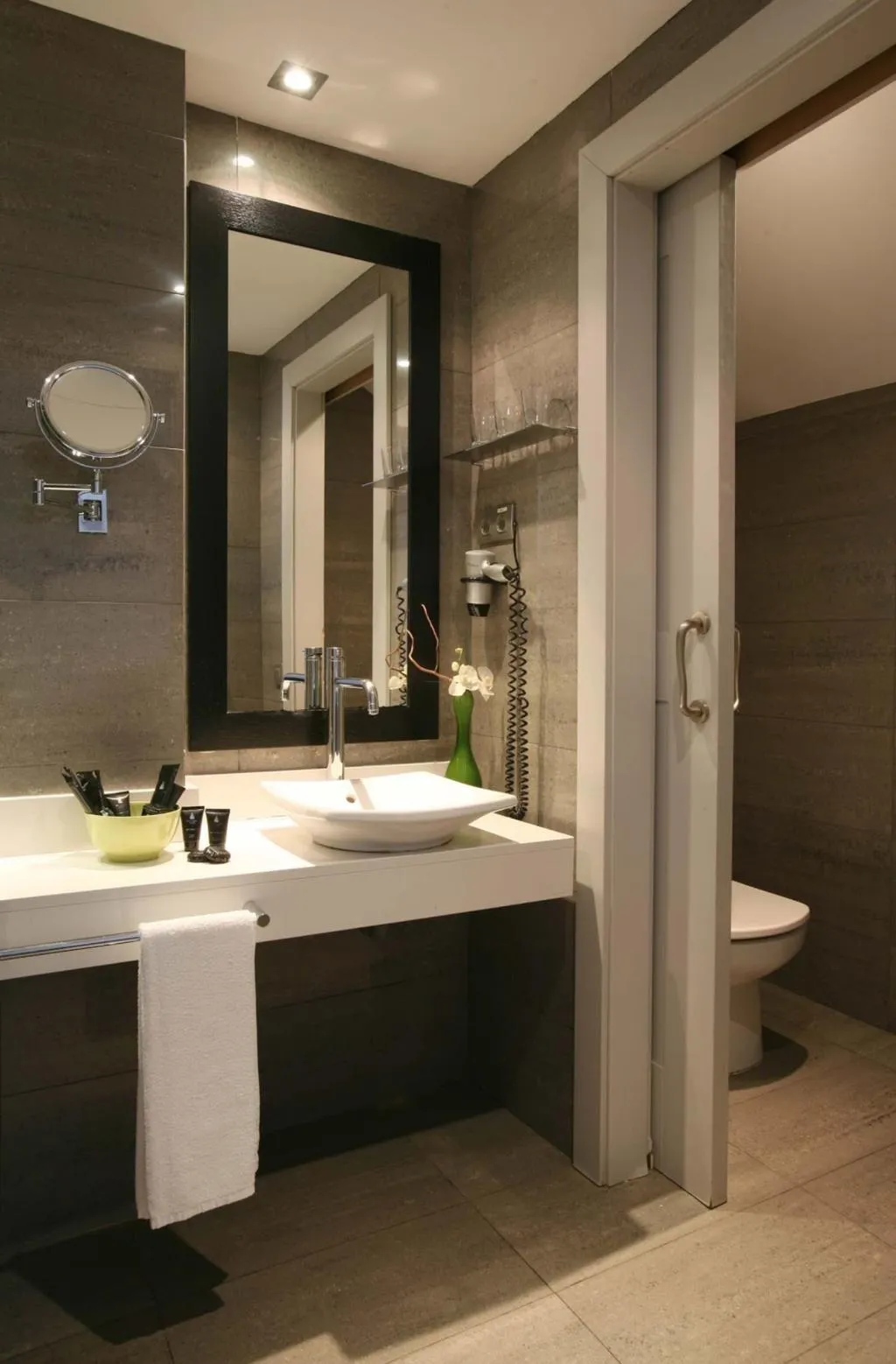 JUNIOR SUITE CAPACITY 3 Room, Hotel Meninas, Madrid