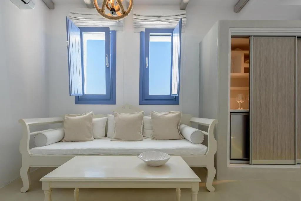 Room, Kamares Apartments, Santorini