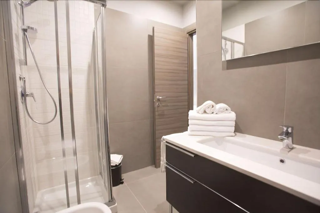 Room, Core Napoli, Naples