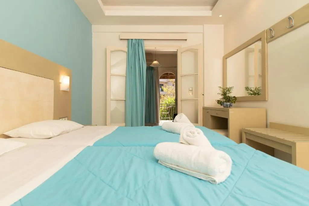 DOUBLE SUPERIOR Room, Porto Koukla Beach Hotel, Zante