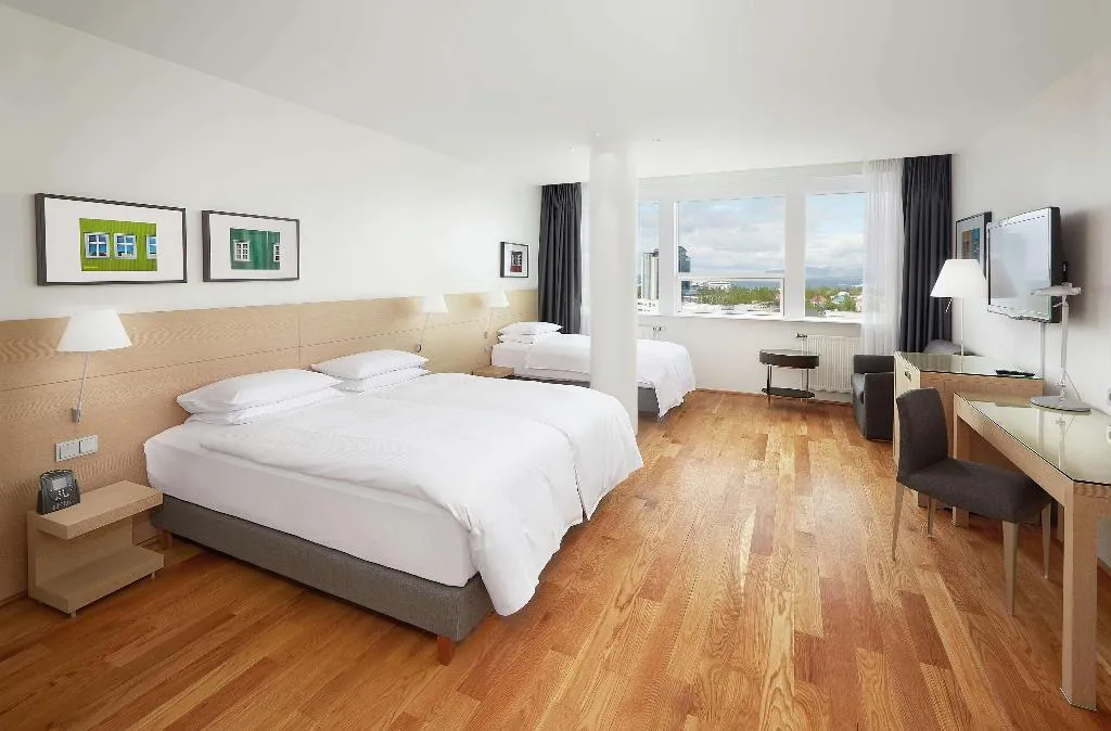 FAMILY ROOM EXECUTIVE Room, Hilton Reykjavik Nordica, Reykjavik