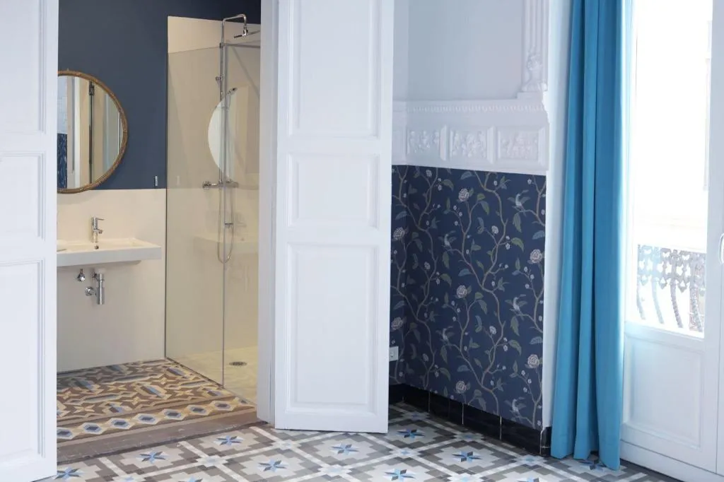 Room, L'Esplai Valencia, Valencia