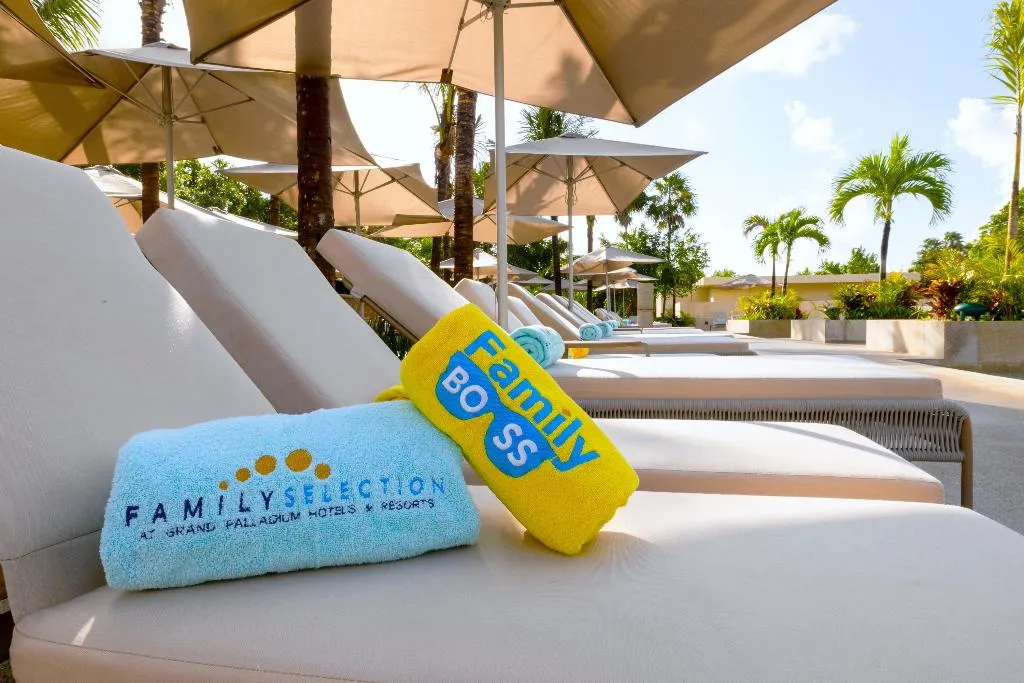 Pool, Family Selection At Grand Palladium Kantenah, Cancun Area