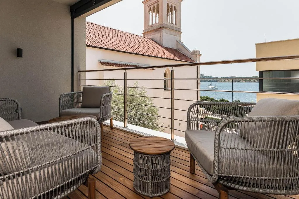 Room, Armerun Heritage Hotel & Residences, Split