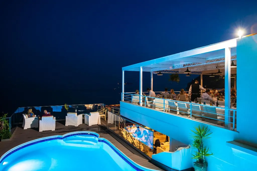 Pool, Eden Roc Positano, Naples