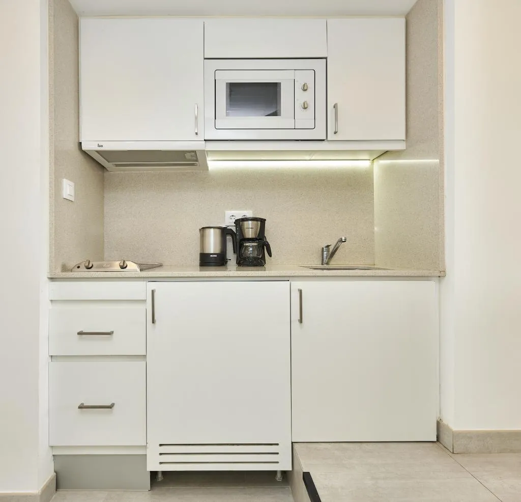 STUDIO STANDARD Room, Hoposa Hotel & Apartments Villaconcha, Majorca