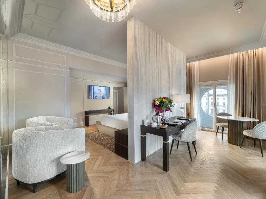 SUITE STANDARD Room, The Glamore Milano Duomo, Milan