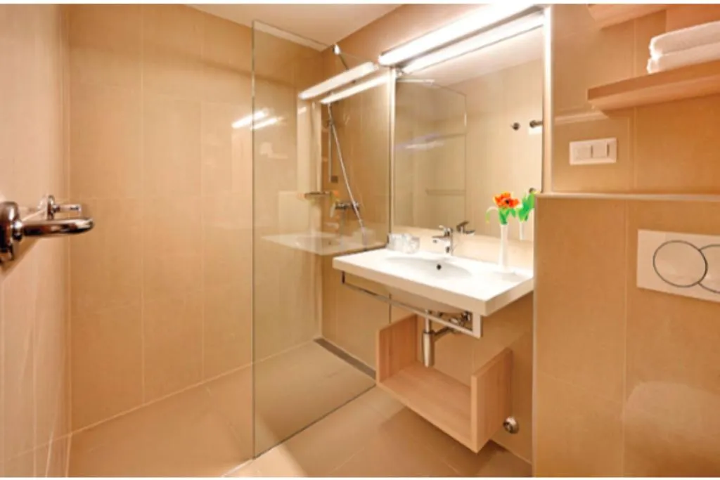 DOUBLE SUPERIOR WITH BALCONY Room, Valamar Tamaris Resort, Istria