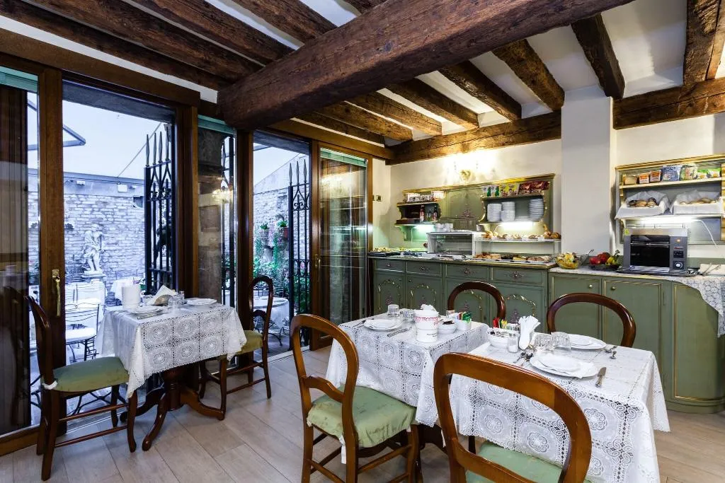 Restaurant, Hotel Al Ponte Mocenigo, Venice