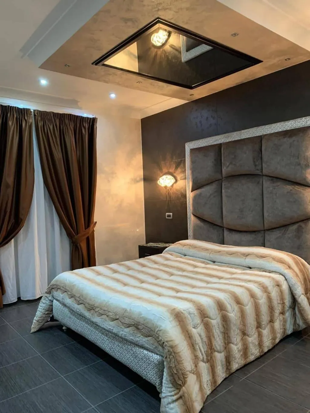 Room, Bellavista, Naples
