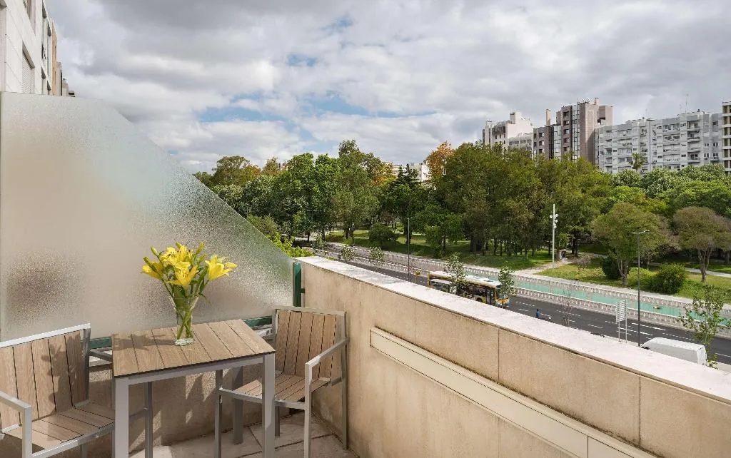 DOUBLE SUPERIOR WITH TERRACE Room, NH Lisboa Campo Grande, Lisbon
