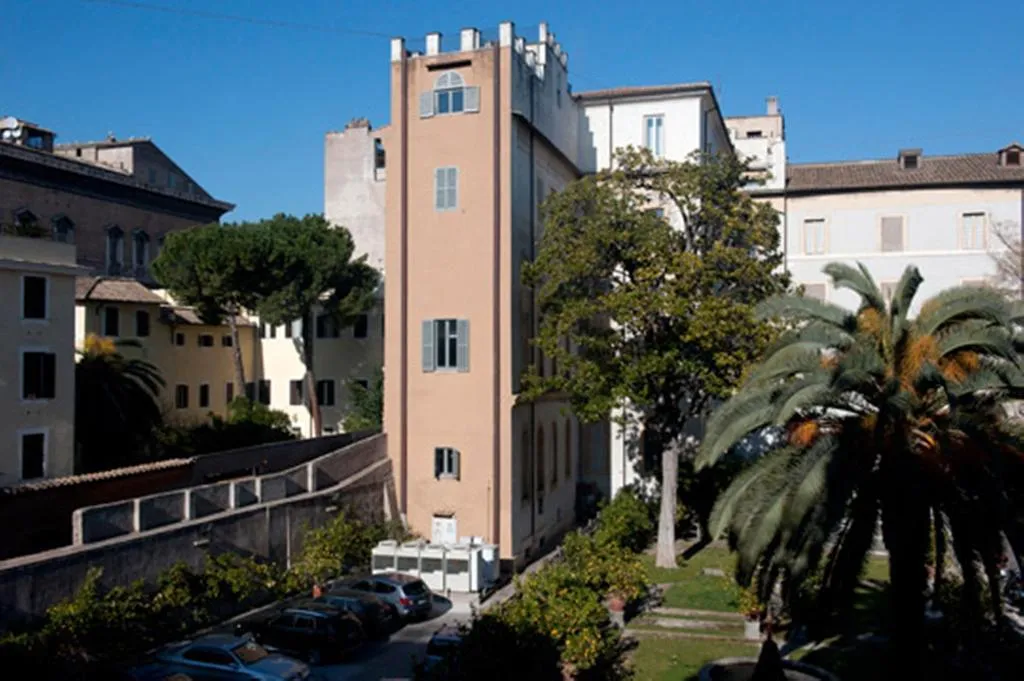 General view, Maison Giulia, Rome