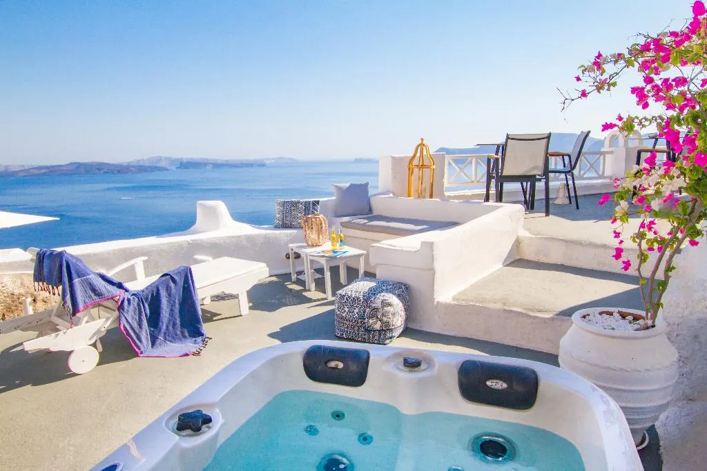 General view, Alexander's Suites, Santorini