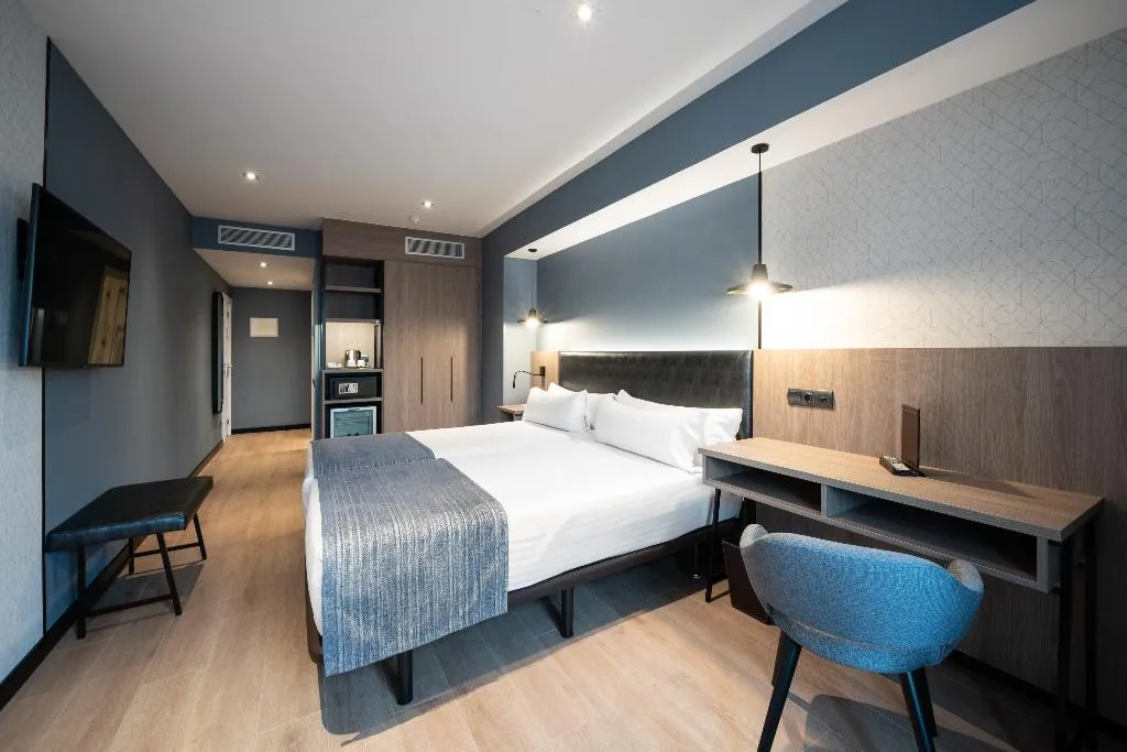 Double or Twin WITH TERRACE Room, Catalonia Atenas, Barcelona