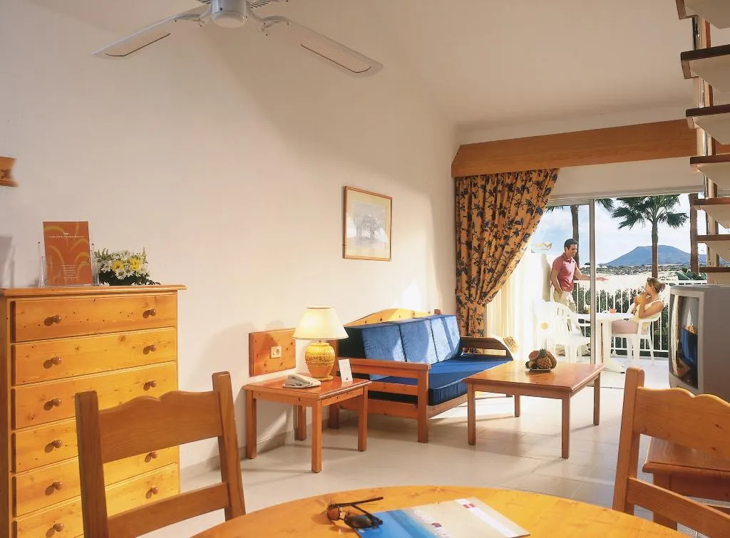 FAMILY ROOM TWO BEDROOMS Room, Hotel Riu Oliva Beach Resort - All Inclusive, Fuerteventura