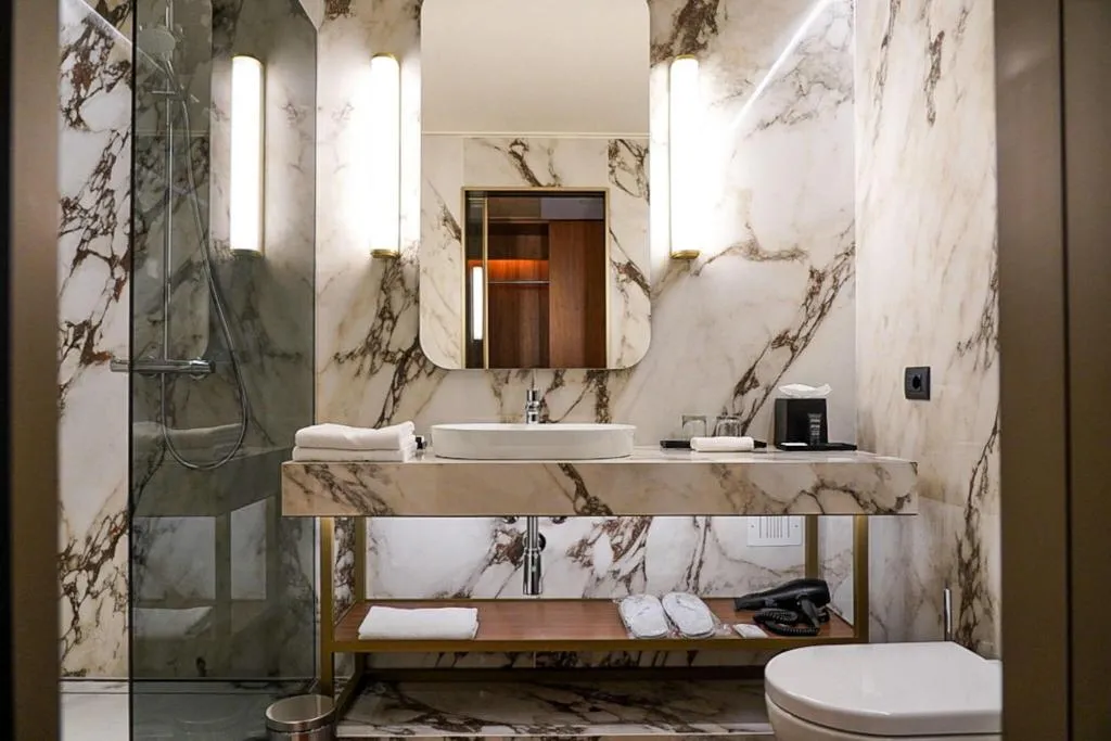 DOUBLE KING SIZE BED Room, Sheraton Lake Como, Milan