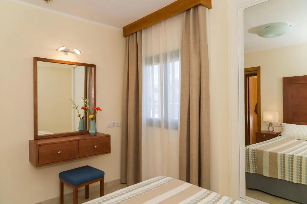 Room, Club Las Adelfas, Lanzarote