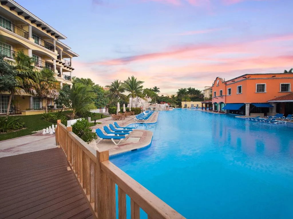 Pool, Hotel Marina El Cid Spa&Beach Resort All Inclusive, Cancun Area
