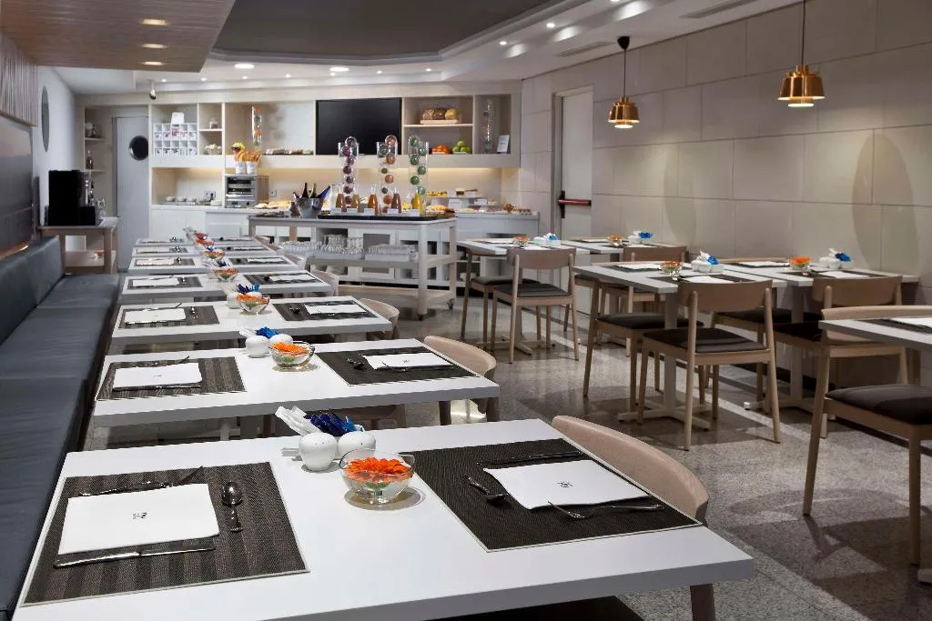 Restaurant, NH Madrid Atocha, Madrid