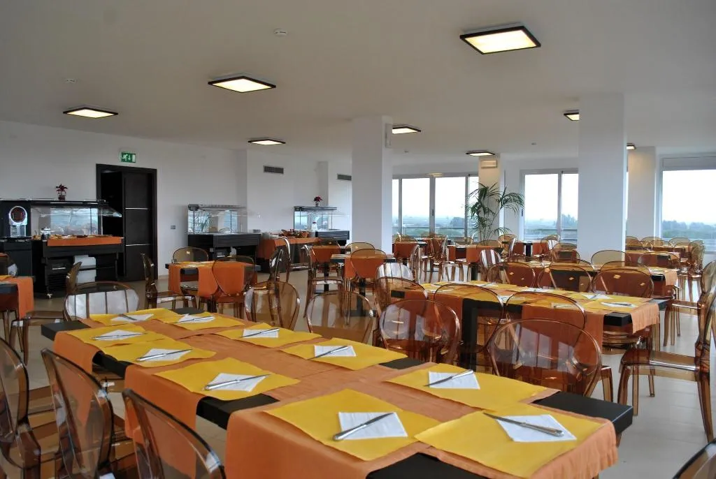 Restaurant, Althea Palace Hotel, Palermo