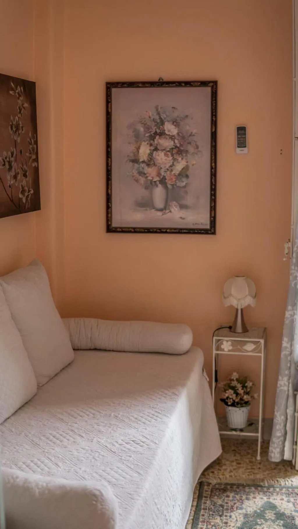 Room, Sikelia, Catania