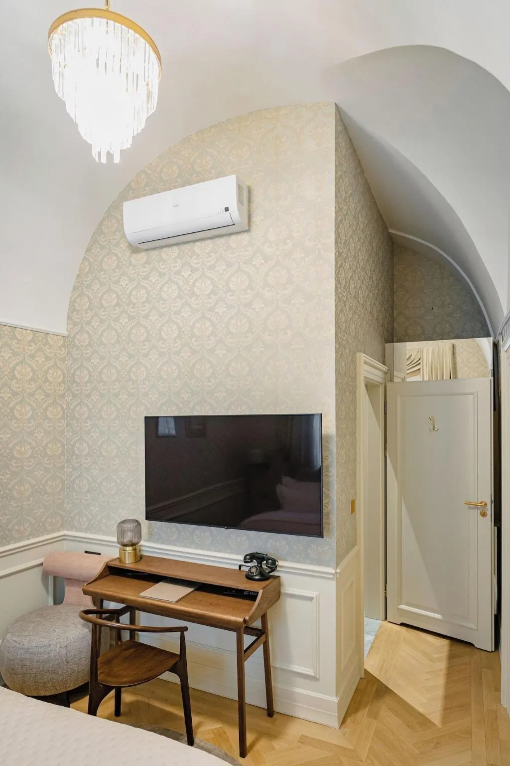 DOUBLE ECONOMY Room, Hotel Unicus Palace Old Town - Destigo Hotels, Krakow
