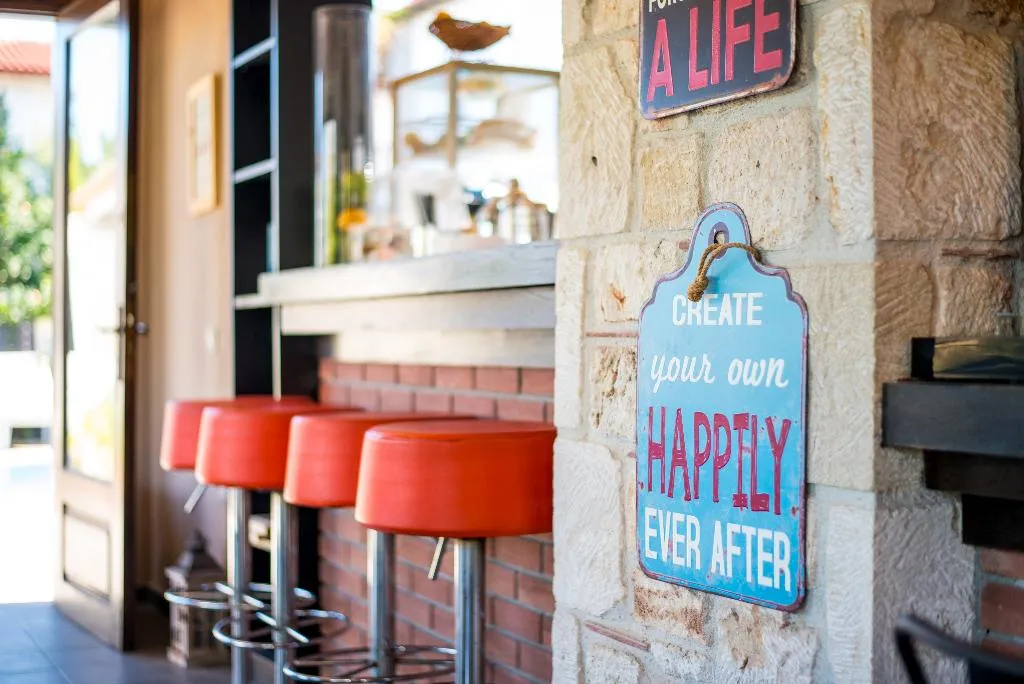 Bar, Stamos, Halkidiki