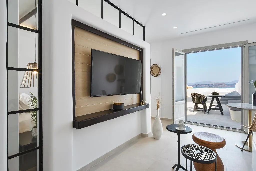 SUITE WITH PRIVATE POOL Room, Phos The Boutique Luxury Hotel & Villas, Santorini