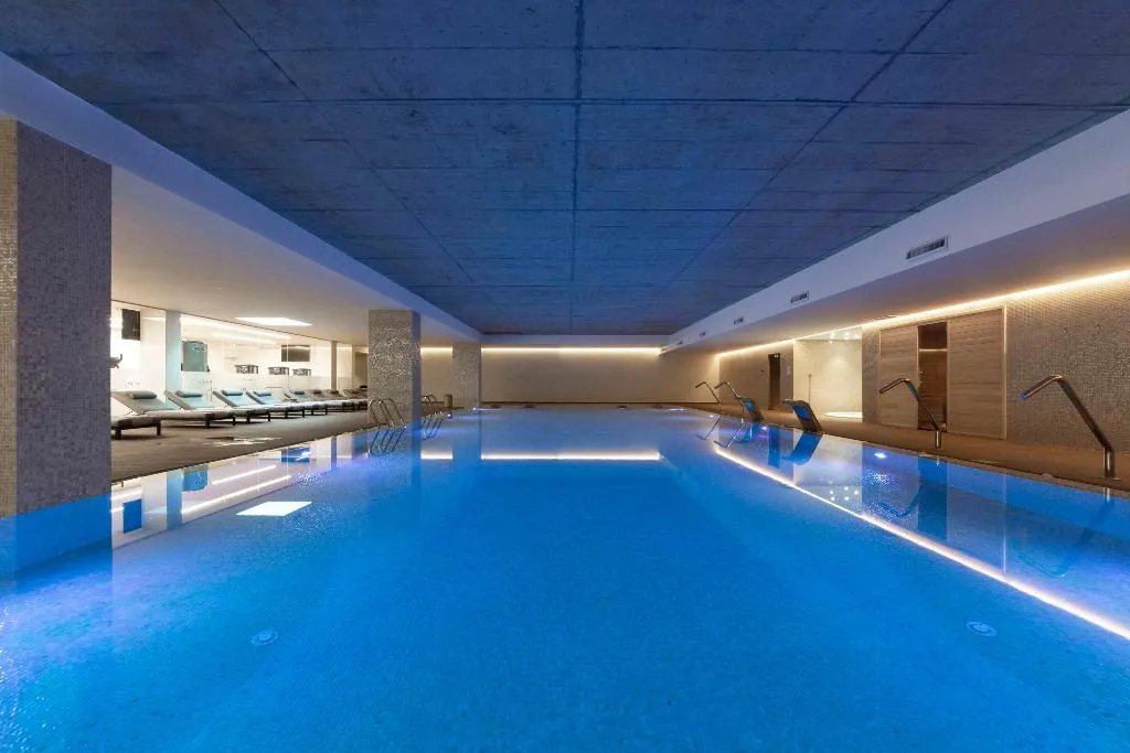 Pool, Boeira Garden Hotel Porto Gaia, Curio Collection, Porto