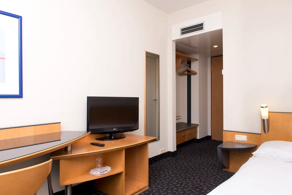 SINGLE STANDARD Room, Grand Hostel Berlin Urban, Berlin