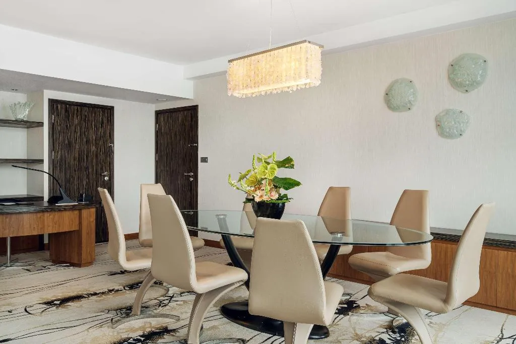 SUITE Presidential WITH VIEWS Room, Hilton Gdansk, Gdansk