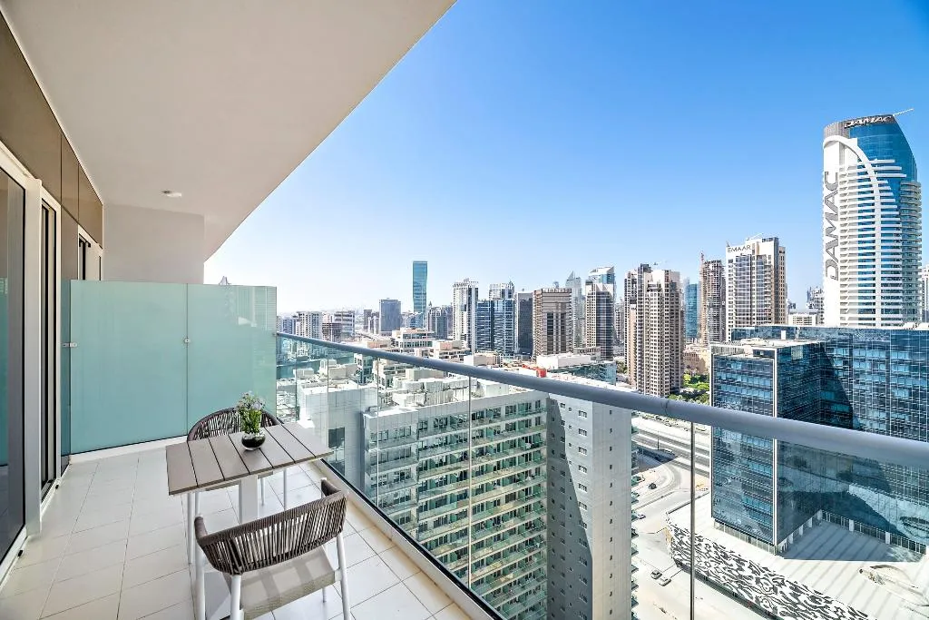 STUDIO CITY VIEW Room, Vera Residences, Dubai