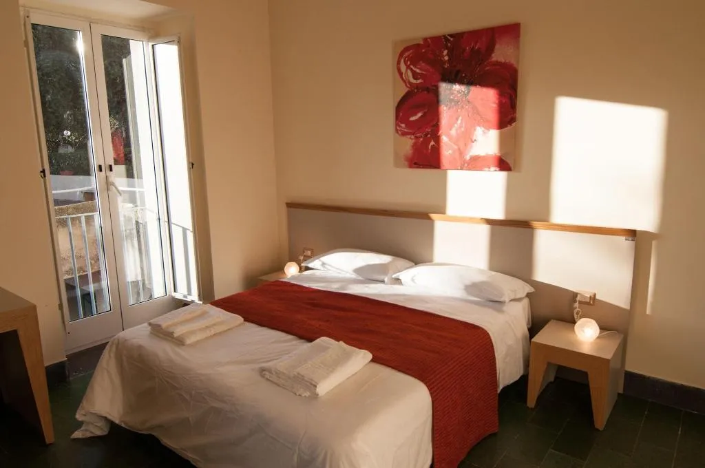 Room, Casa Tolentino, Naples