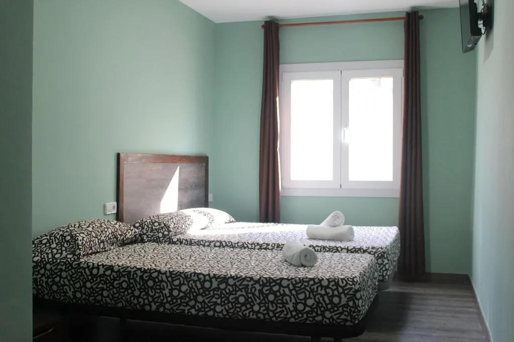 Room, L'Hostalet d'Arenys de Mar, Barcelona