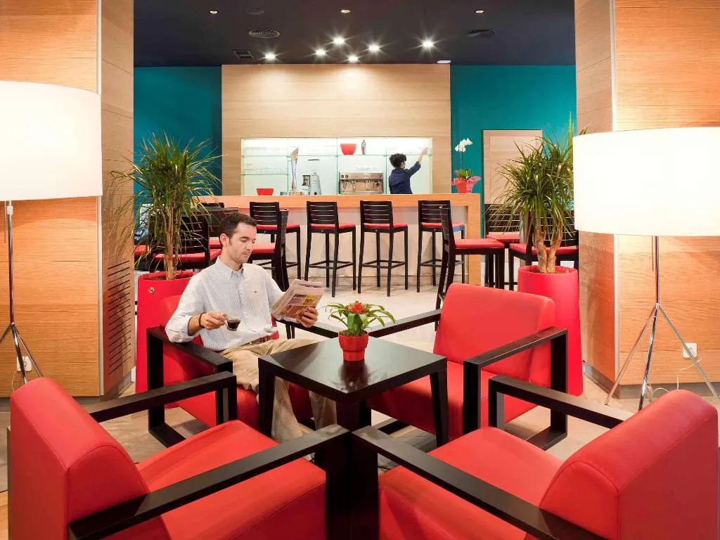 Bar, Ibis Barcelona Pza Glories 22, Barcelona