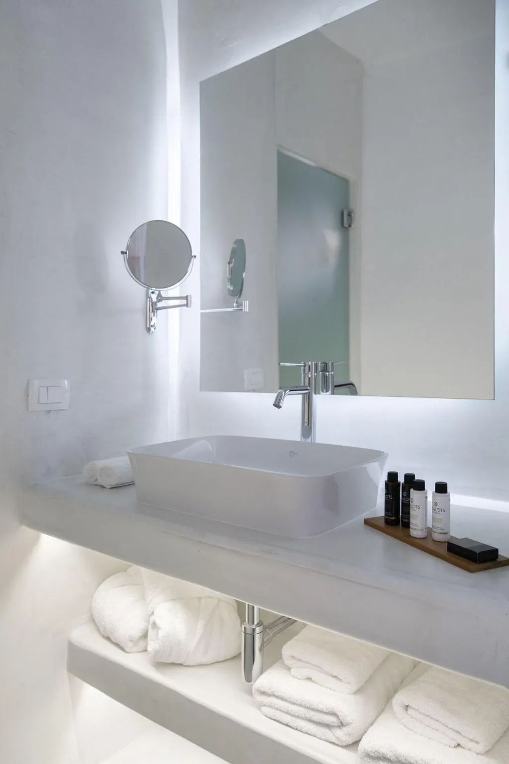 Room, Edem Luxury Hotel, Santorini