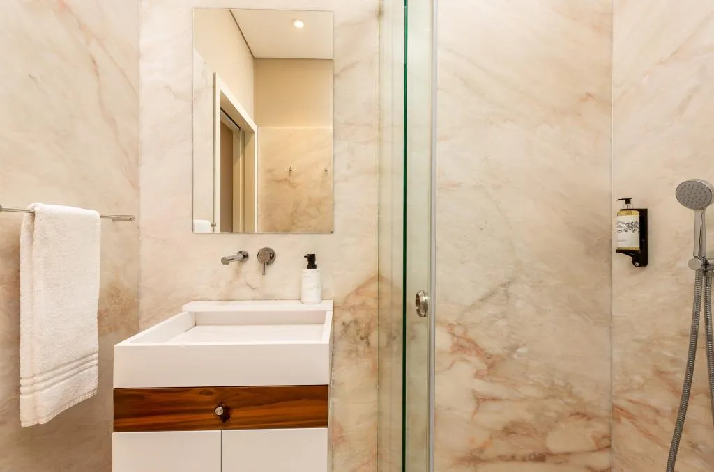 APARTMENT TWO BEDROOMS Room, Rs Porto Historic Center, Porto