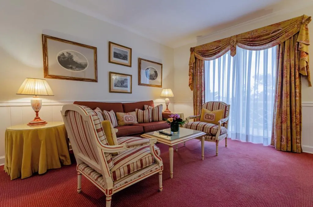 SUITE KING SIZE BED Room, Olissippo Lapa Palace, Lisbon