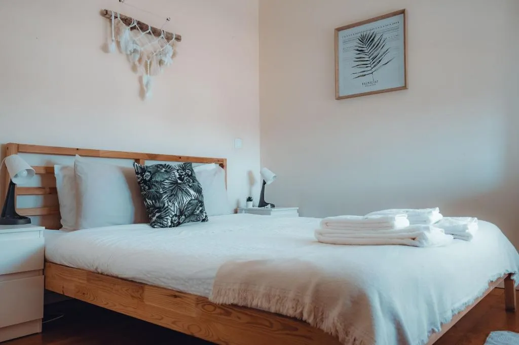 Room, The Beach Corner Guesthouse, Porto