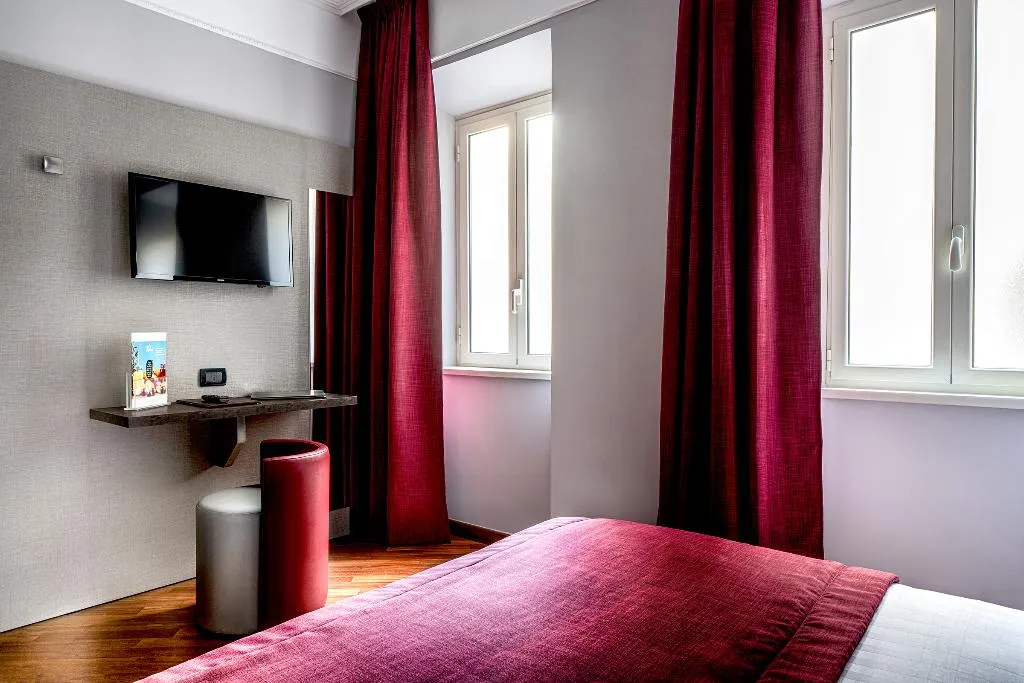 DOUBLE SINGLE USE SUPERIOR Room, Hotel Varese, Rome
