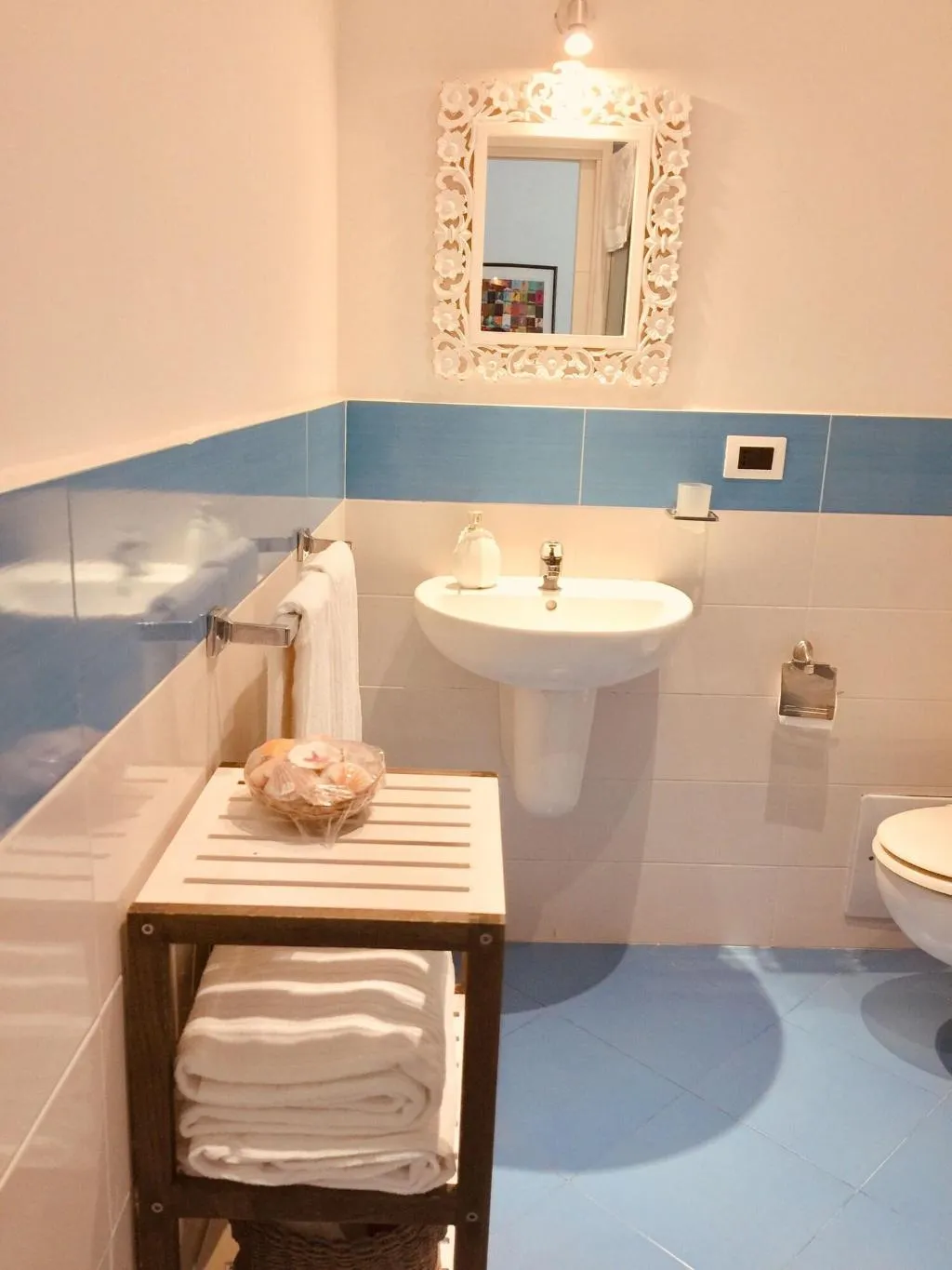 Room, B&B Neapolis Bellini, Naples